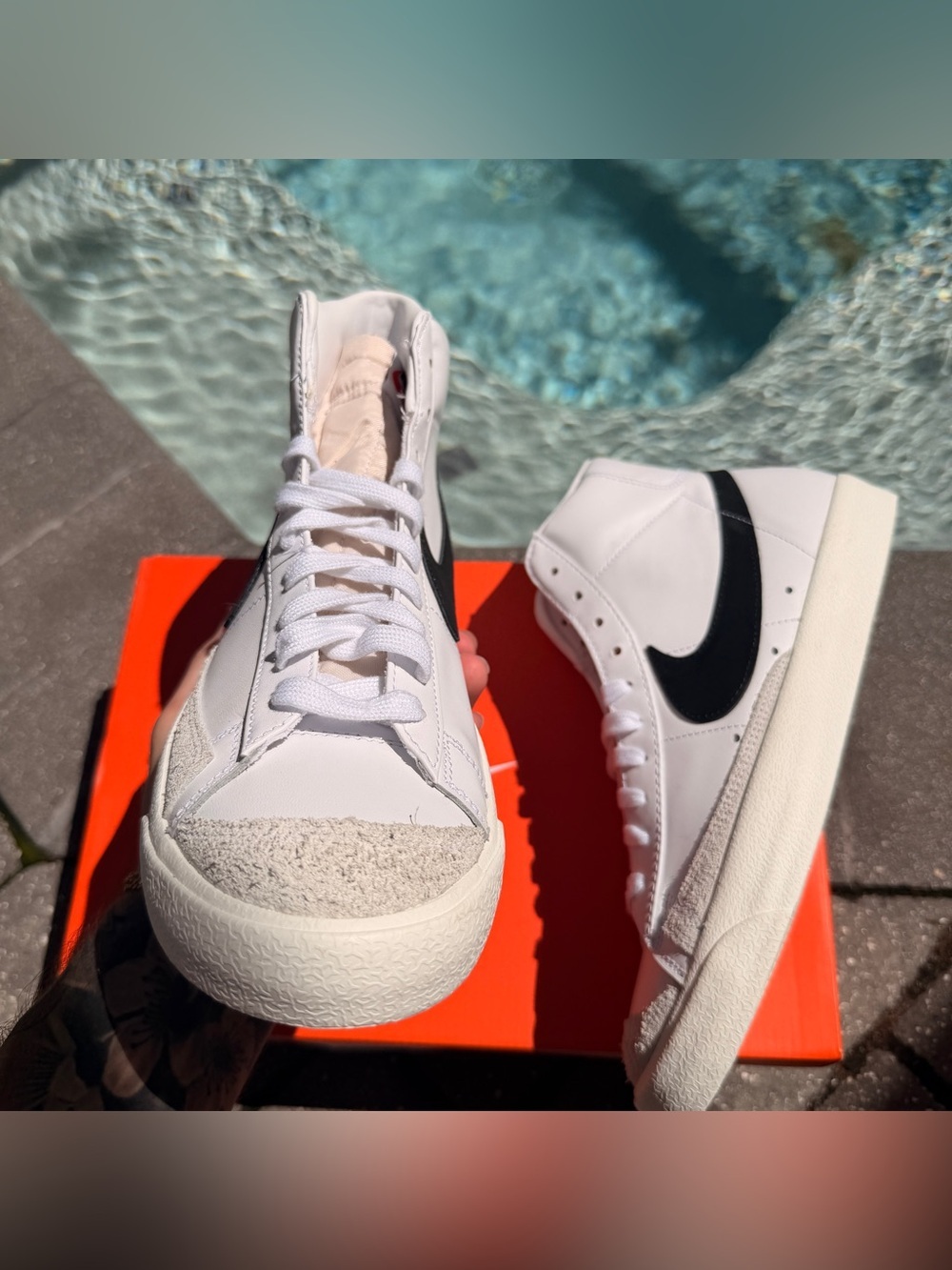 NIKE WOMEN’S BLAZER 77 VINTAGE MID SIZE 11 WHITE BLACK |CZ1055-100| - Picture 2 of 6